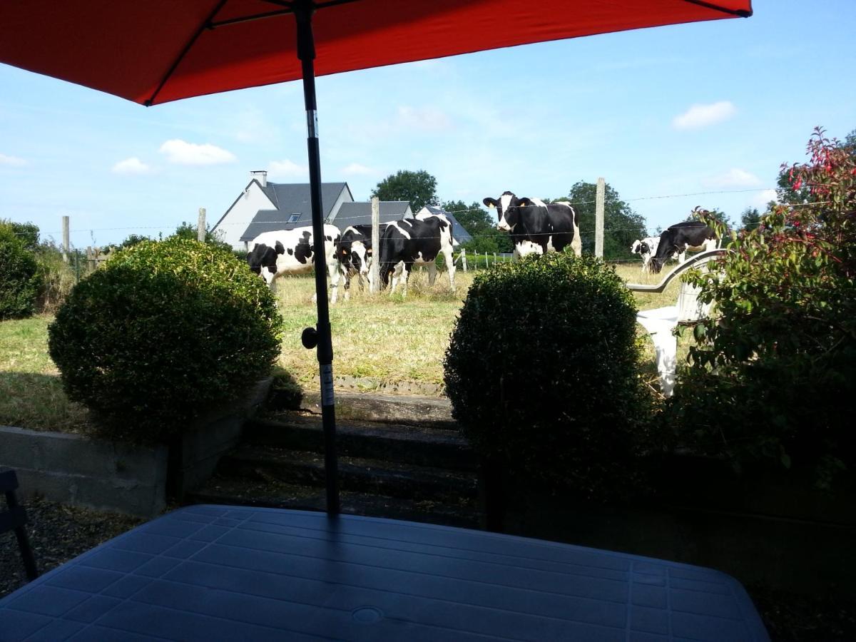 La Campagne De Bas Villa Heugueville-sur-Sienne Exteriör bild